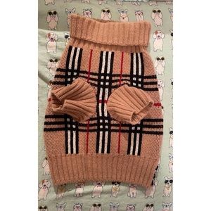 BURBERRY dog sweater size M